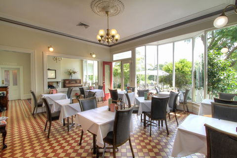 The Riversleigh - Accommodation Europe 5