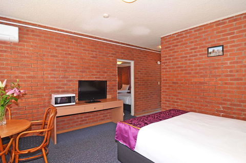 Main Lead Ballarat Motel - Events Australia 11