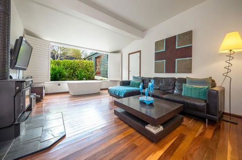 Chestnut Daylesford - Events Australia 0