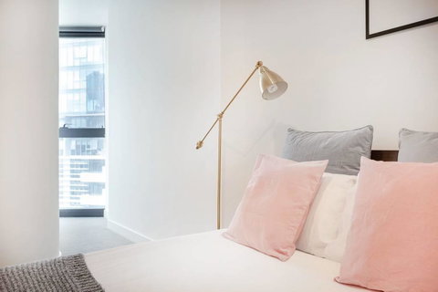 Southbank CityView 2BR Apartment On Clarendon - Events Australia 5