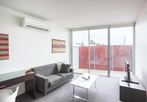 Punthill Williamstown - Accommodation Europe 3