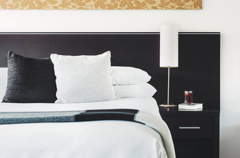 Punthill Williamstown - Accommodation Europe 2