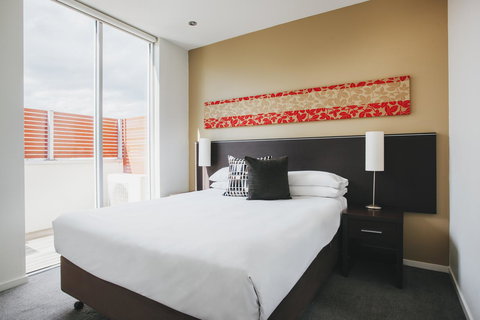 Punthill Williamstown - Accommodation Europe 1