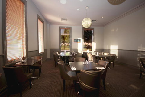 Mitchell River Tavern - Events Australia 9