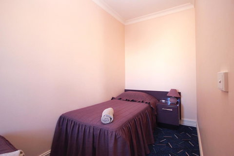 Mitchell River Tavern - Events Australia 24