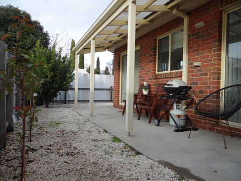 Horsham Central Stay - Events Australia 10