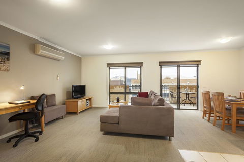 Quest Warrnambool - Events Australia 15