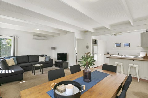 Mysa Anglesea Sleeps 7 WiFi SmartTV Cafes Shops - Events Australia 4