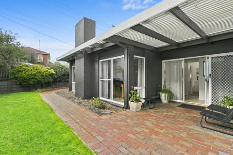 Mysa Anglesea Sleeps 7 WiFi SmartTV Cafes Shops - Events Australia 7