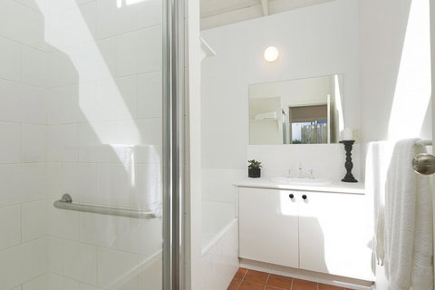 Mysa Anglesea Sleeps 7 WiFi SmartTV Cafes Shops - Events Australia 11