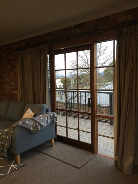 Bricks And Roses - Events Australia 10