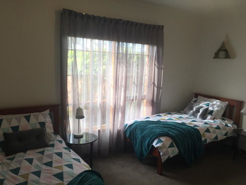 Bricks And Roses - Events Australia 16