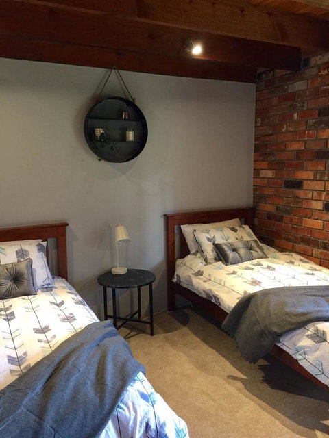 Bricks And Roses - Events Australia 15