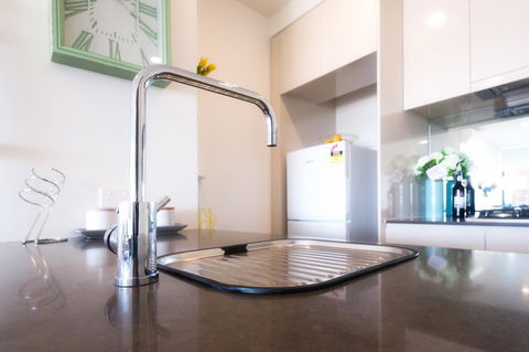 Waterfront Apt 234 Marinaquays - Events Australia 15