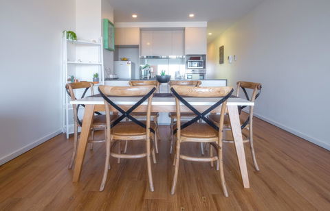 Waterfront Apt 234 Marinaquays - Events Australia 13