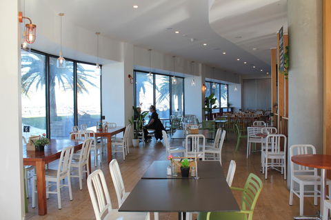 Waterfront Apt 234 Marinaquays - Events Australia 1