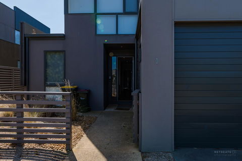 1 Sunset Place - Tourism Bookings 4