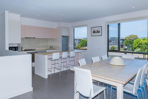 1 Sunset Place - Tourism Bookings 0