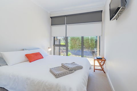 Stylish 3 Bedroom Townhouse - Free Parking - Events Australia 7