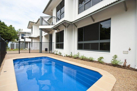 Woodville Beach Townhouse 6 - Events Australia 5