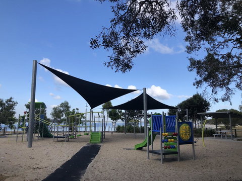 Bribie Island Hotel - Events Australia 23