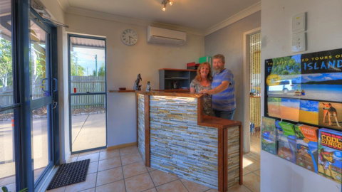 Dolphin Waters - Tourism Bookings 13
