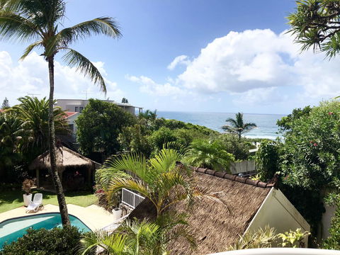 Sunshine Beach Luxe Apartment - Accommodation Europe 22