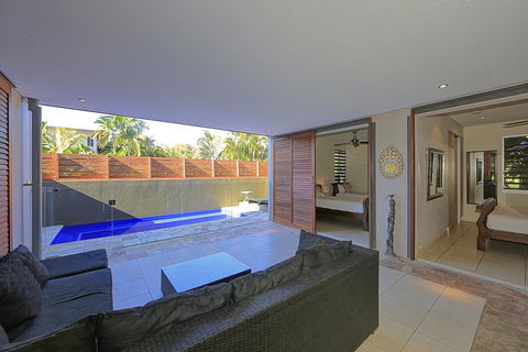 Sandcastles 1770 Motel & Resort - Events Australia 13