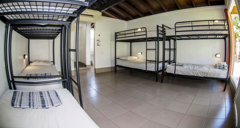 Nomads Airlie Beach - Events Australia 3