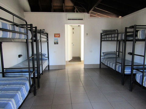 Nomads Airlie Beach - Events Australia 13