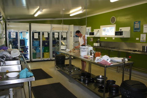 Nomads Airlie Beach - Events Australia 19