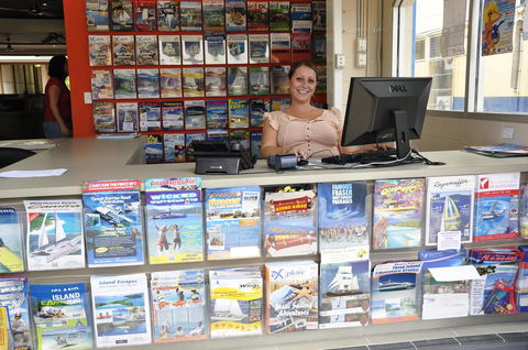 Nomads Airlie Beach - Events Australia 37