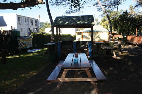 Nomads Airlie Beach - Events Australia 31