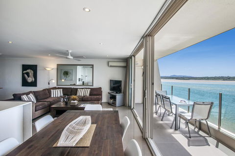Noosa Harbour Resort - Tourism Bookings 25