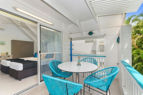 By The Sea Port Douglas - Accommodation Europe 10