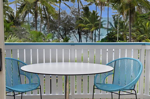 By The Sea Port Douglas - Accommodation Europe 5