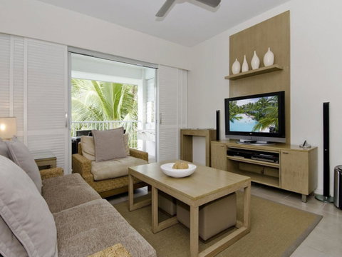 Beach Club Port Douglas Luxury Apartments - Tourism Bookings 3