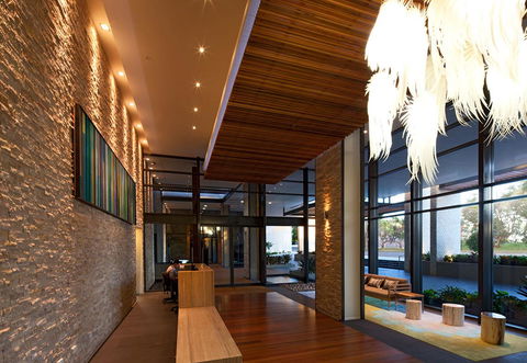 Oaks Redcliffe Mon Komo Suites - Events Australia 13