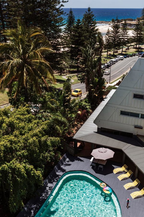 Rainbow Bay Backpackers - Accommodation Europe 24