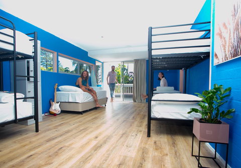 Rainbow Bay Backpackers - Accommodation Europe 11