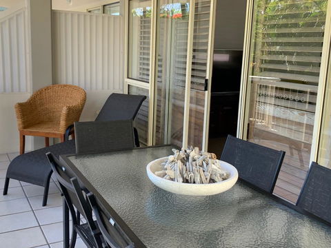 Riverside - Tourism Bookings 5