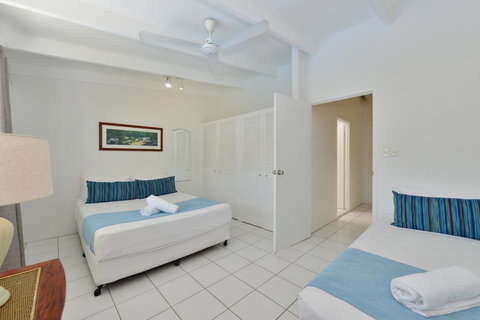 Seascape Holidays At Beachfront Terraces - Accommodation Europe 6