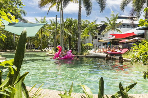Summer House Cairns - Tourism Bookings 2