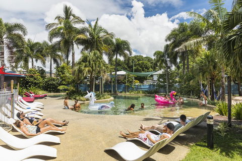 Summer House Cairns - Tourism Bookings 1