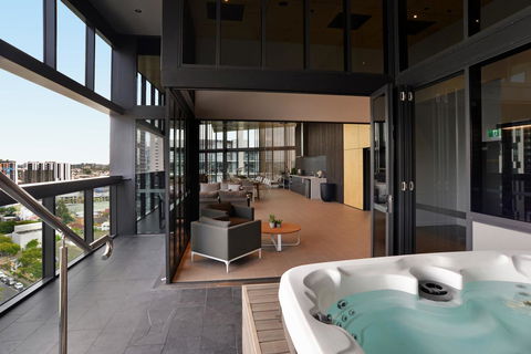 Brisbane One Apartments By CLLIX - Events Australia 9