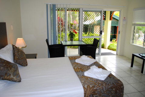 The Port Douglas Queenslander - Tourism Bookings 42