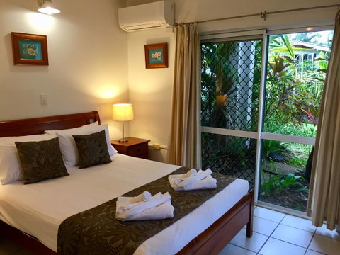 The Port Douglas Queenslander - Tourism Bookings 3
