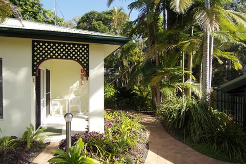 The Port Douglas Queenslander - Tourism Bookings 27