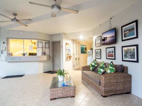 The Port Douglas Queenslander - Tourism Bookings 23
