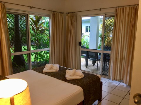 The Port Douglas Queenslander - Tourism Bookings 4